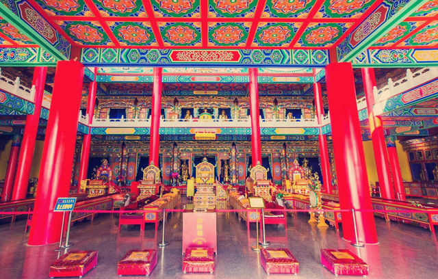 烏蘭浩特有一座葛根廟，是東北地區最大的喇嘛廟，建築充滿特色