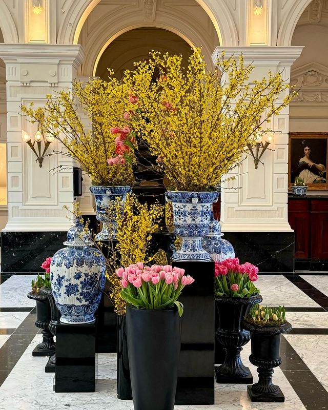 InterContinental Amsterdam: Experience the charm of history and embrace the beauty of the riverside 🏞️