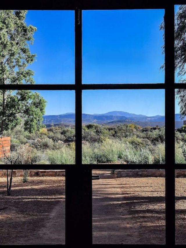🌟 Cederberg's Cozy Retreats: Where Culture Meets Comfort 🛏️🍃