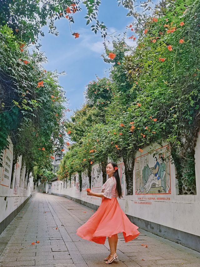 盛開的凌霄花,驚艷了整個夏天。
