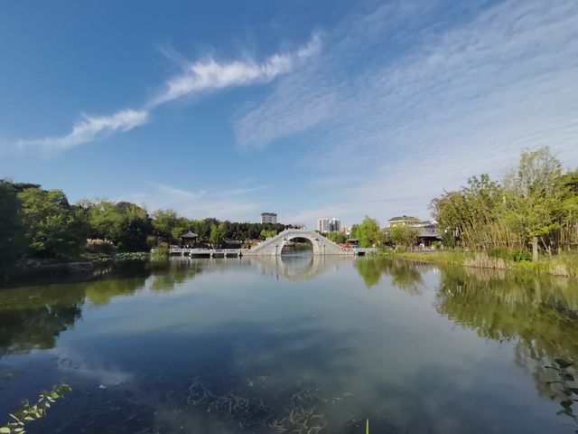 南陽風光。