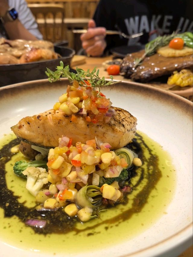 Mouth watering food, and exceptional decor design
