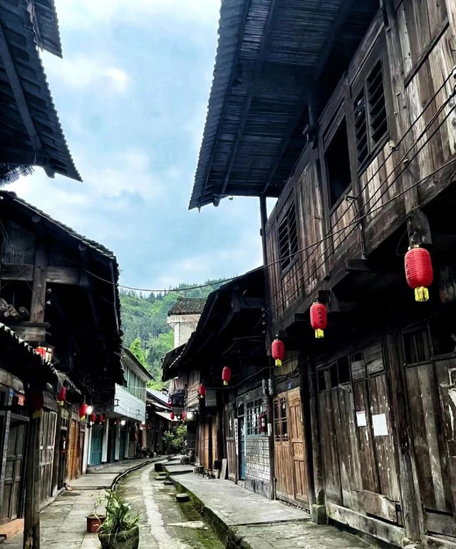 【尋覓時光深處的記憶——洪雅高廟古鎮】。