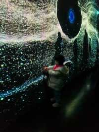 別人帶娃去迪士尼，我帶娃去摘星星！
