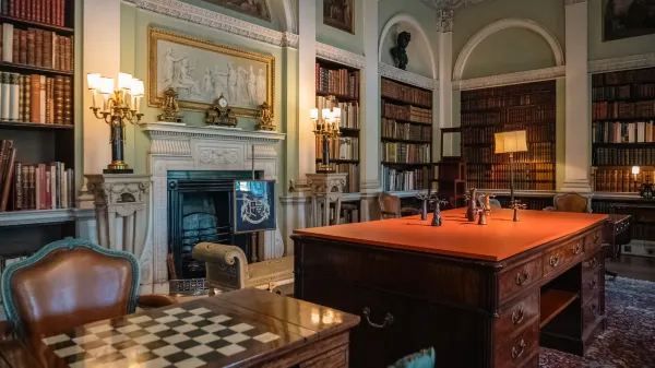 Explore the Gem of England - Harewood House