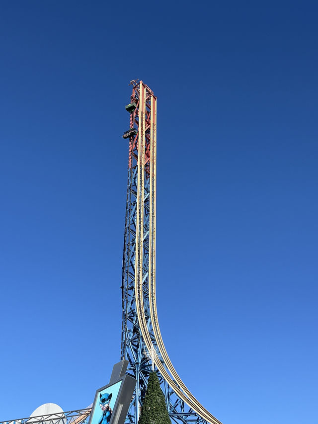 Los Angeles | Six Flags Roller Coaster Theme Park: Thrills All the Way