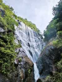 飛瀑如虹，山水共吟——漫遊乾瀧溝
