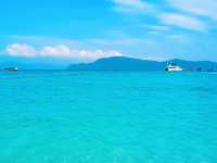 Boracay White Beach: Pure Bounty Escape