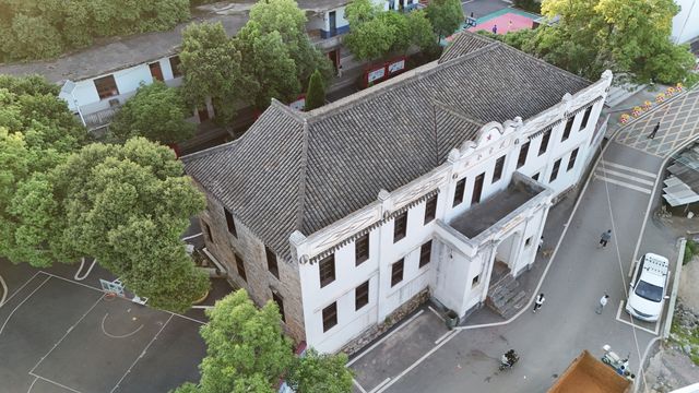 湖南宜章碕石村承啟學校