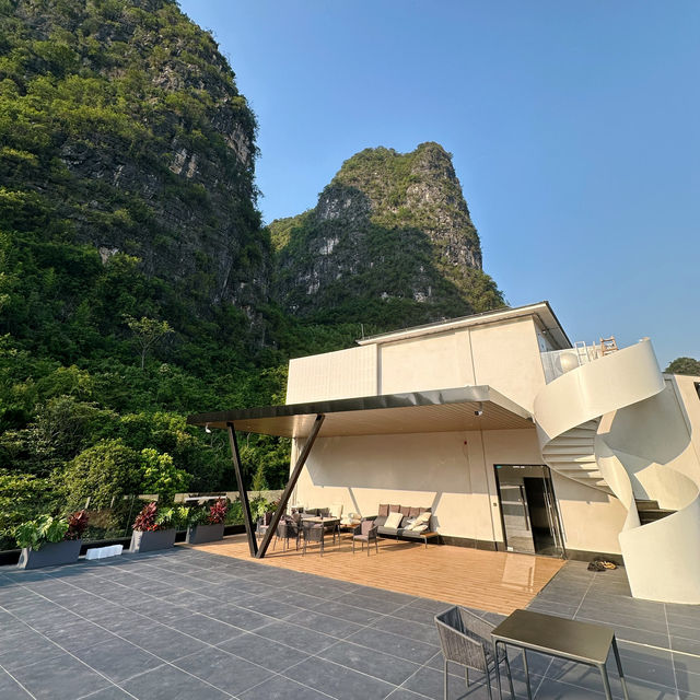 住進十裏畫廊裏，與山水為鄰～陽朔酒店推薦