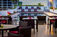 是隆優尼可酒店 | Silom Unique Hotel   酒店評分：7/10   地址：5