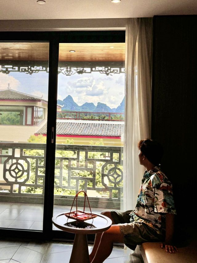 喺陽朔西街發現一間江景露台神仙酒店！