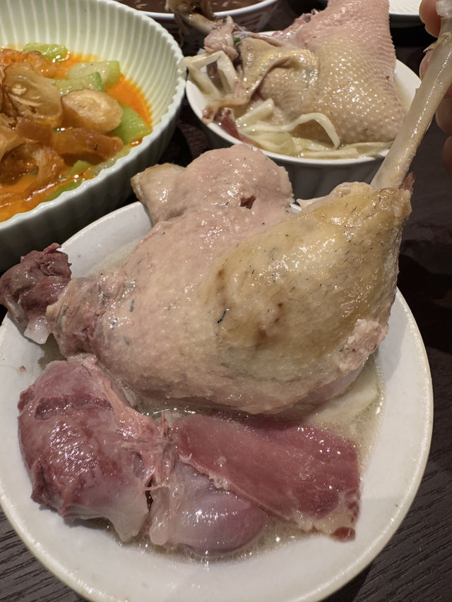 南京新開嘅！炭火慢燉出嚟嘅細個味道！