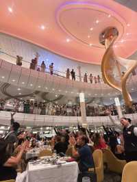 🛳️ Who else knows the joy of sailing on Spectrum of the Seas?