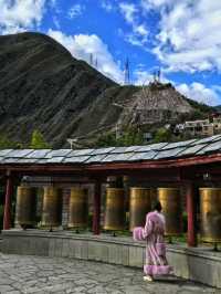 甘堡藏寨：藏在雲端的千年藏寨，一場與世隔絕的桃源之旅。