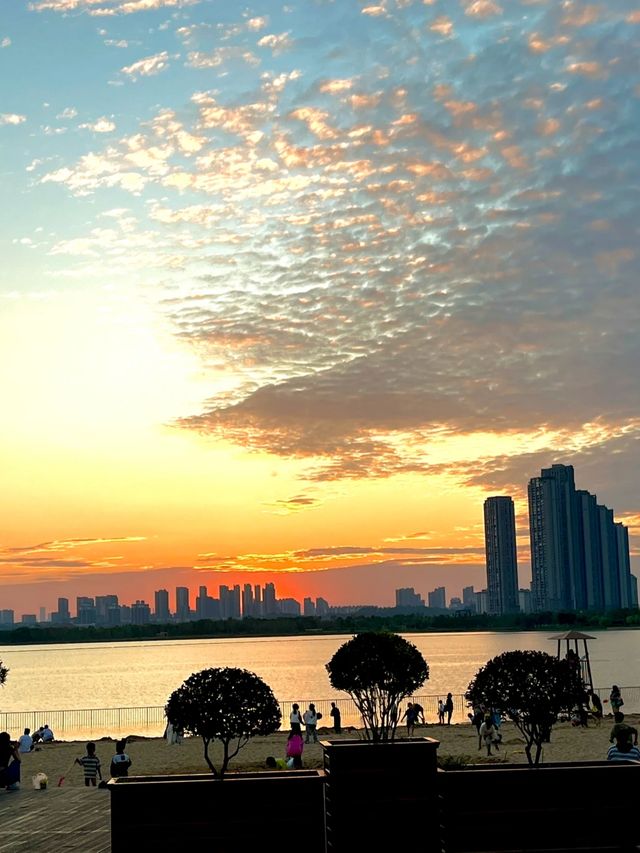 長沙小洱海落日攻略