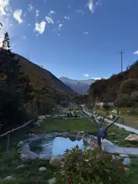 雅拉雪山：藏地王冠上的耀眼明珠