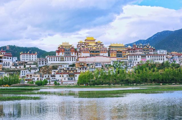 【香格里拉3天2晚】人均2k闖入天堂角落。