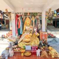 เดินสะพานแก้วชมโบสถ์กลางทะเล