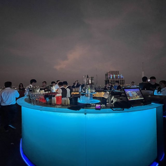 【バンコク】バンコクの夜景が360°楽しめるルーフトップバー🍸