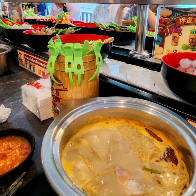 พาชิมร้านเด็ด จันทน์เจริญ หม่าล่าเสฉวนหม้อไฟ