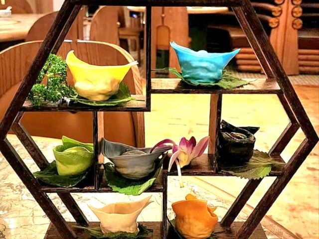 懷舊•奢華火鍋店 ~ 香江花月