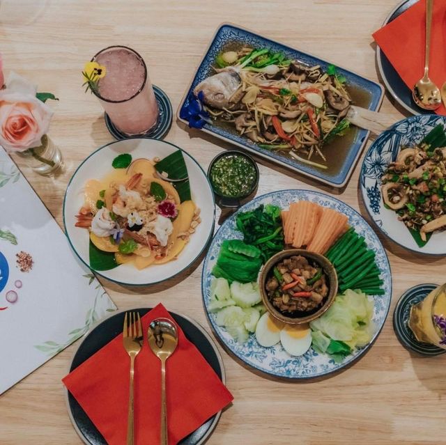 ร้านนิยม โฮมเมด เชียงใหม่ อาหารไทย