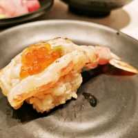 Sloth SukiyaKi มีทั้งซูชิ ซาชิมิ