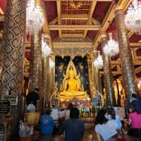 วัดพระศรีมหาธาตุวรมหาวิหาร พิษณุโลก