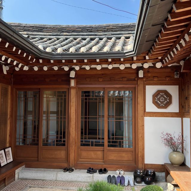 런던베이글세권! 북촌 아날로그 한옥숙소 추천해요!