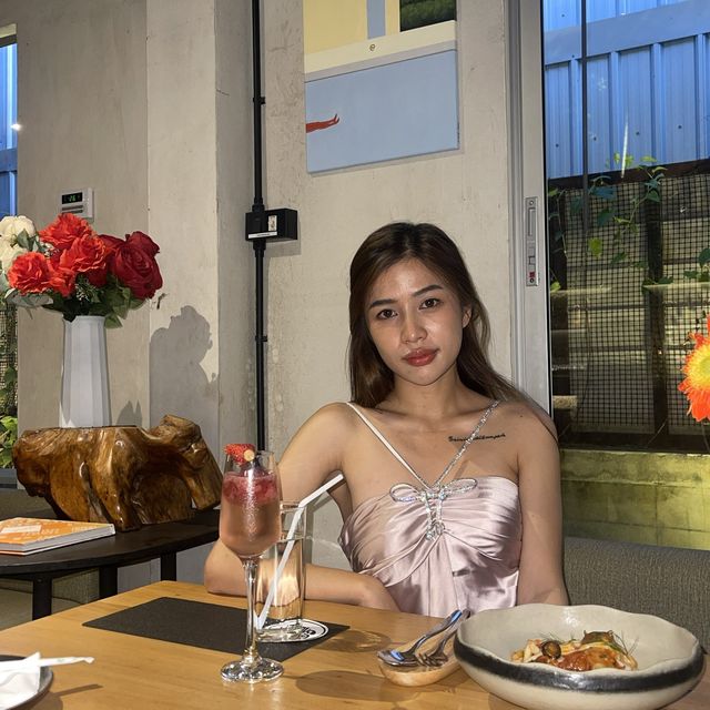 ดินเนอร์ฟิวชั่นที่ 𝐆𝐈𝐌𝐌𝐄 𝐒𝐡𝐞𝐥𝐭𝐞𝐫 ✨🧡