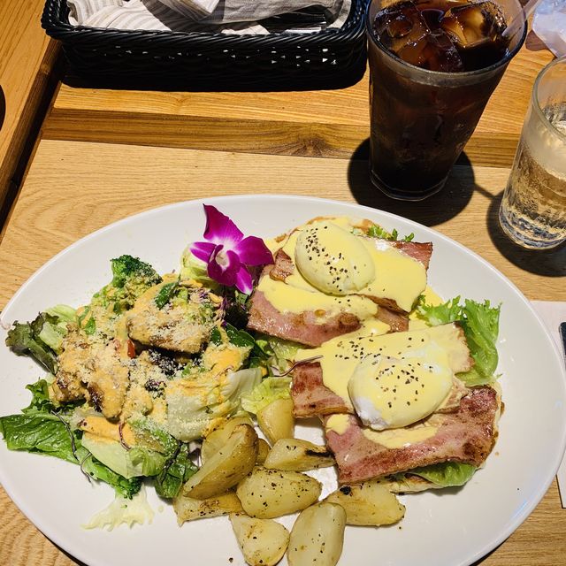 人気パンケーキ🥞『🌺コナズ珈琲小平🌴』IN東京🇯🇵