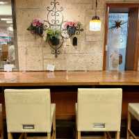 【大阪・梅田】イートインもできる老舗パン屋さん