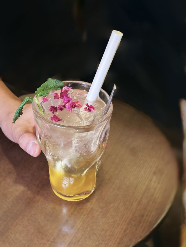 譚仔辣到暈新品  豬皮豬軟骨花椒重慶酸辣湯米線