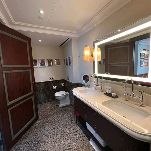 Unique Palace to stay at!