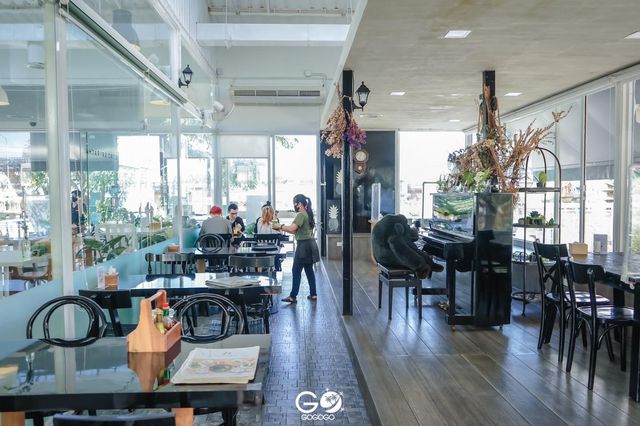 The Baristro at Sriracha