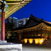 TheBest night view of Deoksugung Palace
