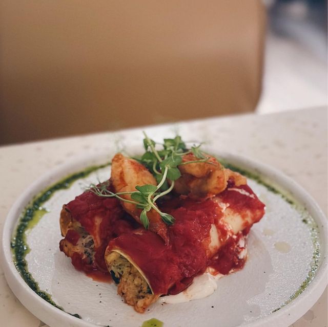 🌟木系舒適Café • 足料龍蝦意粉卷🌟 