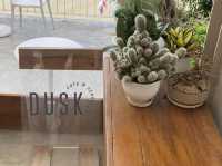 Dusk คาเฟ่ดีย่านสายบุรี
