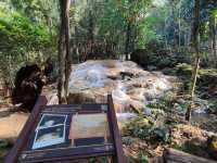 ชมน้ำตกหินปูนสุดงดงาม ในอำเภอเชียงดาว ⛰️