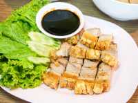 หมูกรอบเจ้าเด็ด แห่งปากช่อง