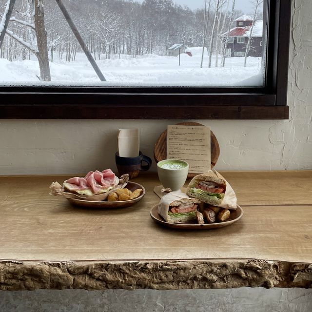 【北海道カフェ】雪の中にあるカフェ