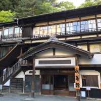 積善館本館