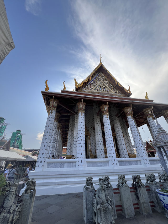 Thai Costume Photography Session @ Wat Arun