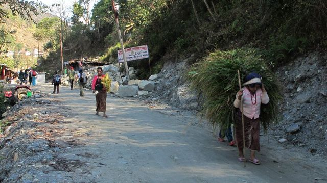 HIKING THE HIMALAYAN PARADISE ~ ANNAPURNA