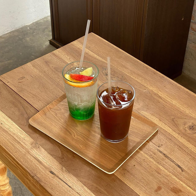 ZMOY CAFE (ศรีมอยคาเฟ่)
