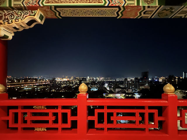 入住十四層宮殿式大樓-臺北圓山大飯店