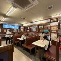 【沖縄】那覇のステーキ屋さんといえばココ！アメリカンな雰囲気のお店！