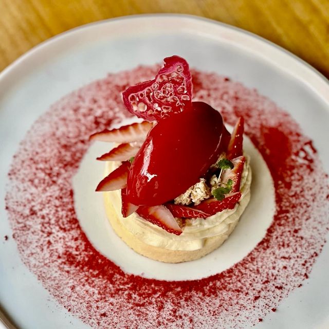 Loulou-French Cuisind & Wine Bar