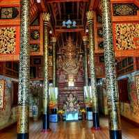 วัดพระสิงห์ กราบสักการะพระพุทธสิหิงค์(พระสิงห์)